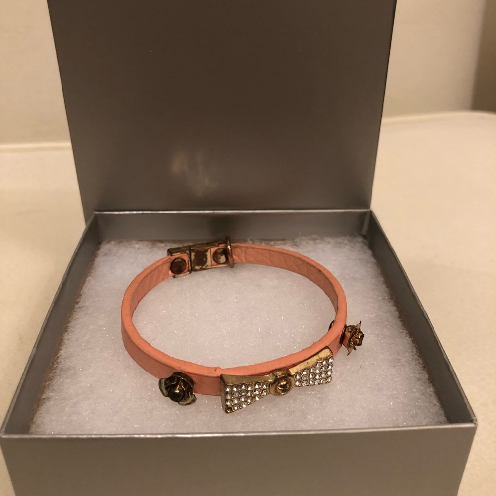 BETSY JOHNSON PEACH LEATHER BRACELET